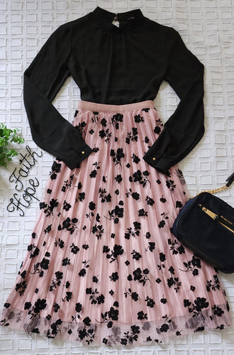 Mesh Floral skirt