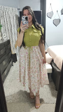 Load image into Gallery viewer, Pretty in green dress