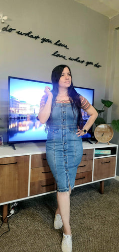 Denim dress/jumper (corren pequeños )