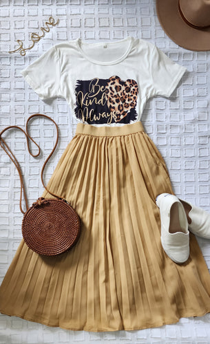 Pleated skirt